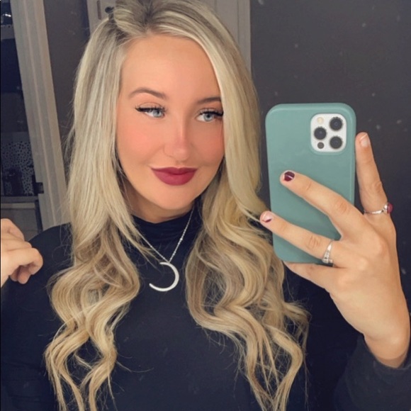 Posh Ambassador ✨ - Picture 2 of 7